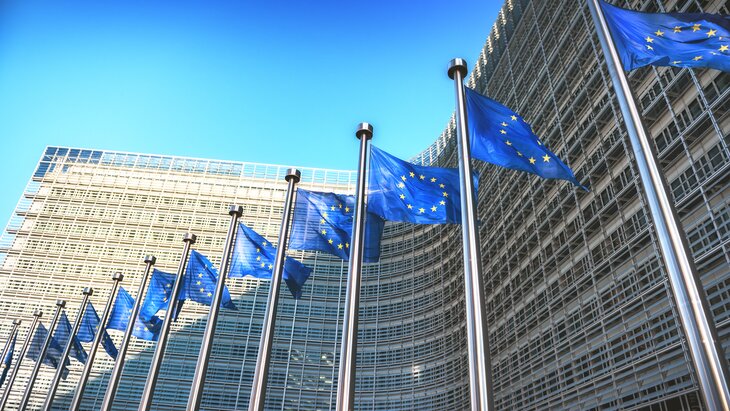 ����� ��� �� ��������� ����� ������� ������ �� ��-�� ������ ���������� 18 ����� � ���