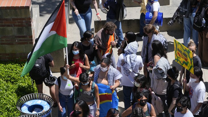 ����� 40 ��������� ���� ���������� � ������ � ��� �� ����� ���������������� ��������