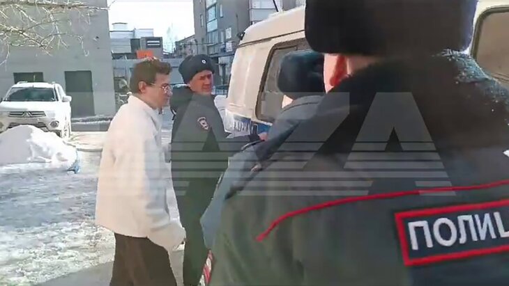 ������ ����������� ��������� � ������������ ����� ������ � ���� ������������