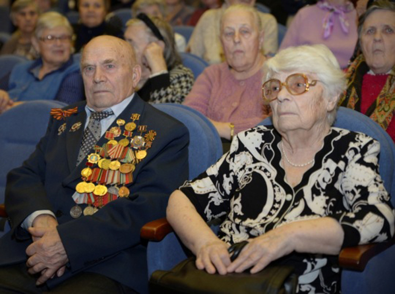 � ������ ������� ���������� �������� � 90- ������