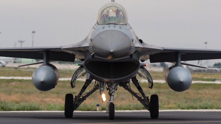      F-16   26 