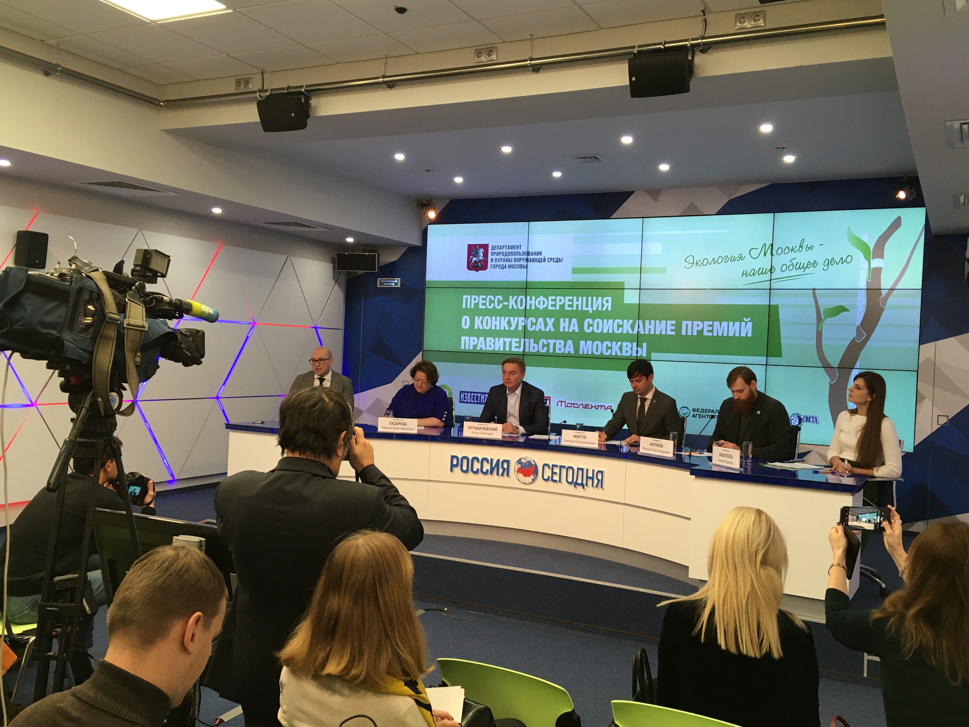 ������� ������ ����������� � ������� ��������������� ��������� ���������� ������� � ������ � �������