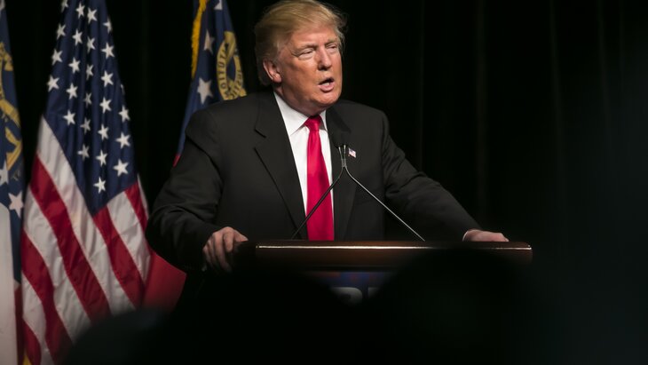 ������� ����� ������� ������ � ������� � 30-�������� ����������� ����