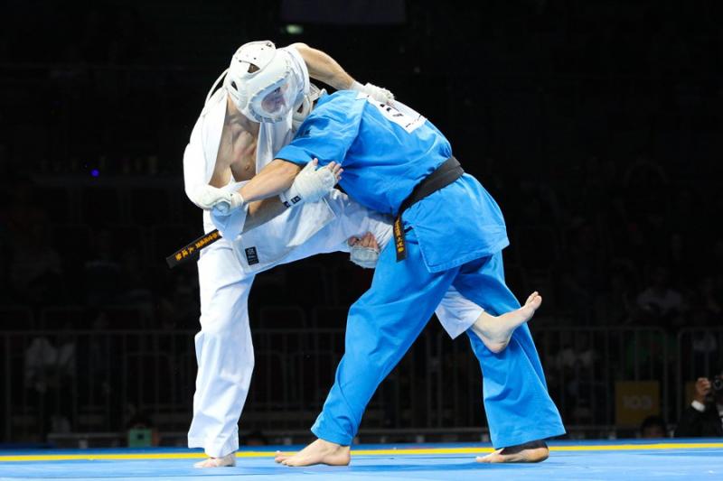 ���� � �������