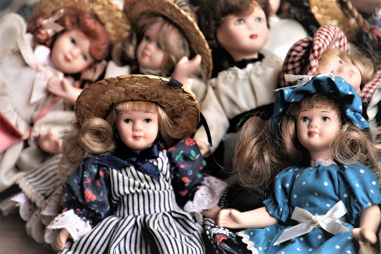 Первые фарфоровые куклы