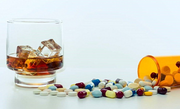О взаимодействии алкоголя и лекарственных препаратов